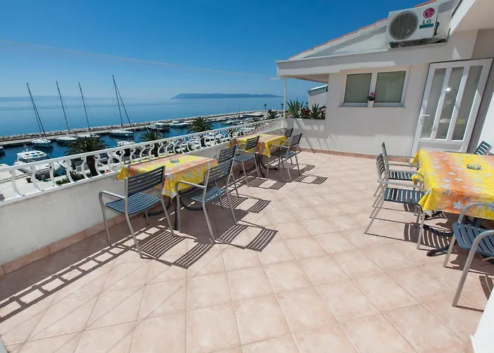 Apartments Milana