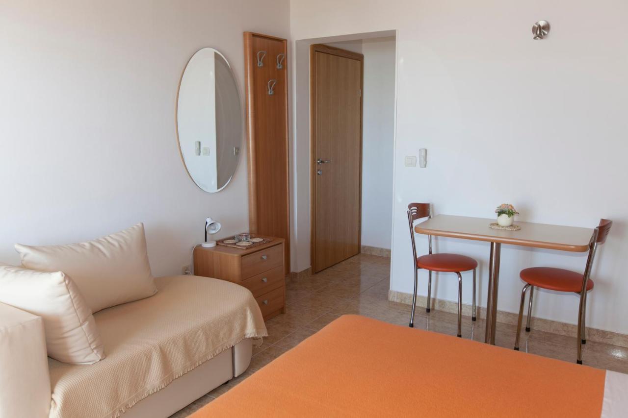 Milana Apartamento *